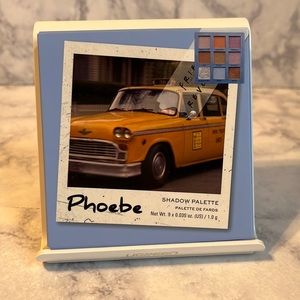 FRIENDS MakeUp Revolution Phoebe Pallet